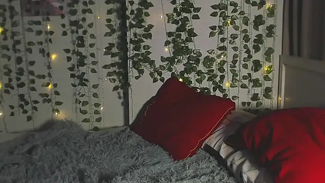 Cute_Madam's cam snapshot