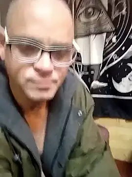 Buffshagswell live sex cam