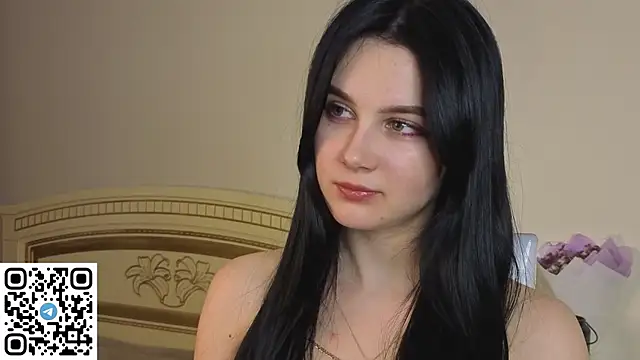 EnricaElis live sex cam