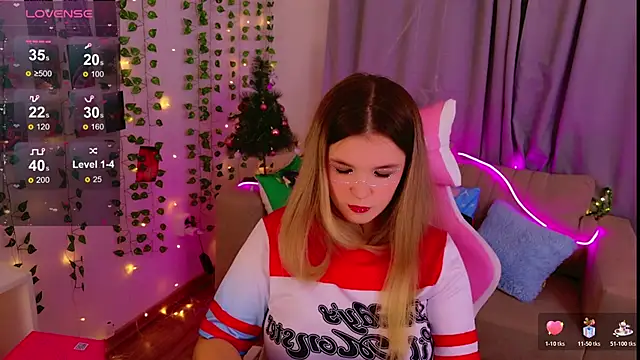 KellyHayden's cam snapshot