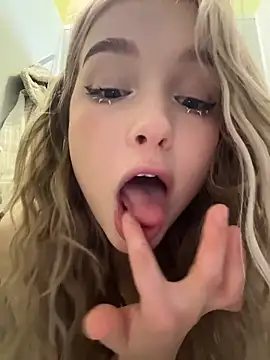 -teenytiny-'s cam snapshot