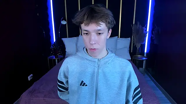 MarkBranston live sex cam