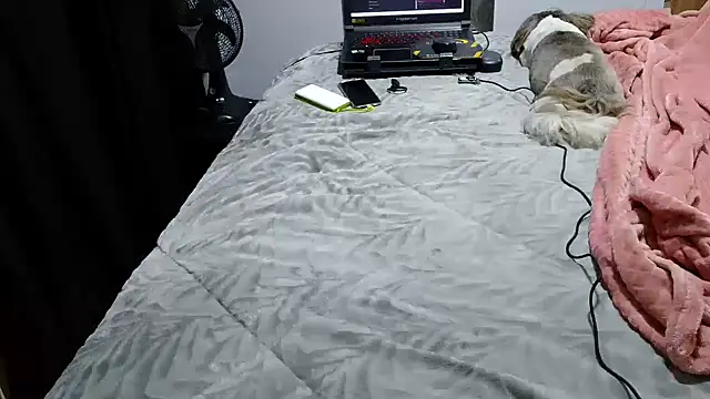 Kellynha_Sweet's cam snapshot