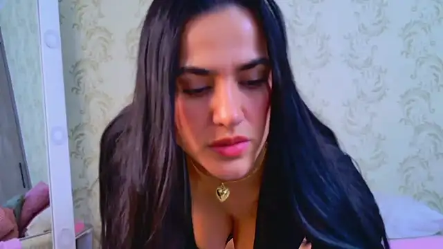 Bella_Fior's cam snapshot