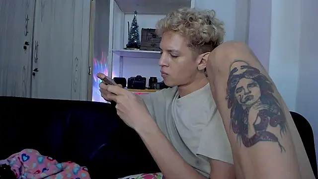 tylernova's cam snapshot