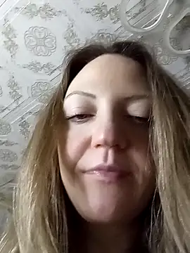 KattyLuuu live sex cam