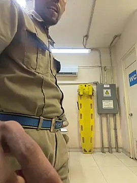 EnriquePersian197's cam snapshot