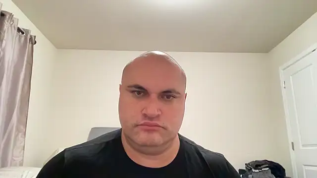 SluggishChase99 live sex cam