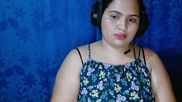 coco_curvy live sex cam