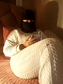 LONA-_-'s cam snapshot