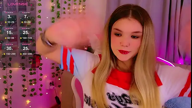 KellyHayden's cam snapshot