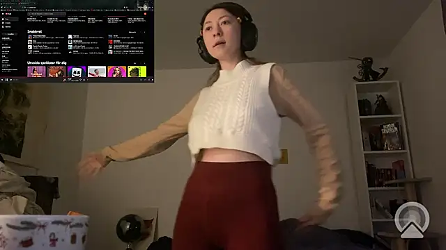 chibi_moon_'s cam snapshot