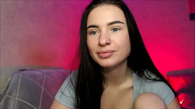 KristinSquirt live sex cam