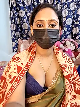 Cute-lusi's cam snapshot