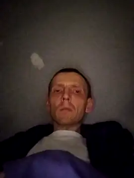 CrookedBunk3527's cam snapshot