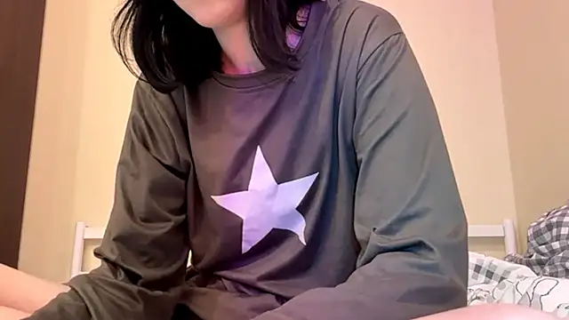 Shine_Luna's cam snapshot