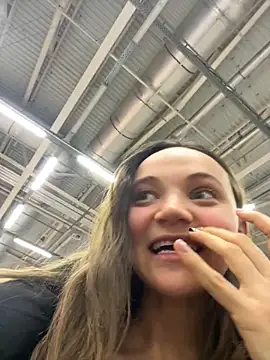 TheYourL live sex cam