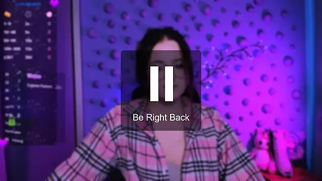 luna_berryy's cam snapshot