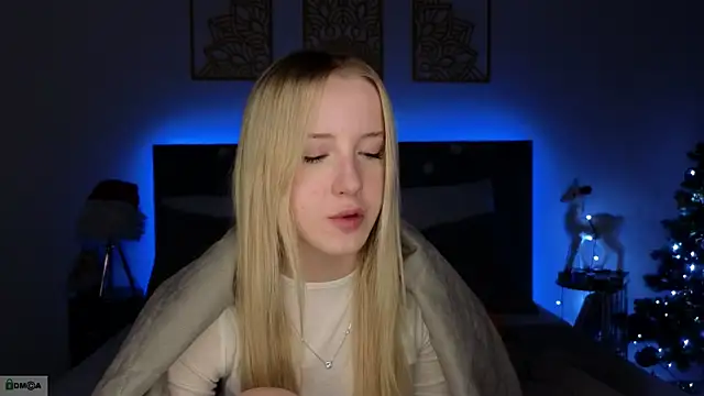 adele_armass's cam snapshot