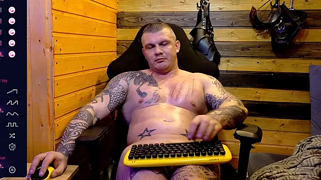 MrrKray live sex cam