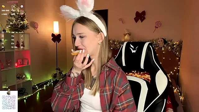 EvaPeace's cam snapshot