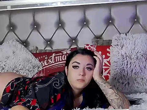 LaraBloom's cam snapshot