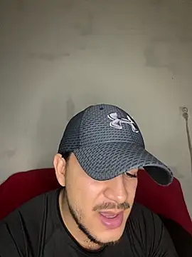 MorenoVelvet's cam snapshot