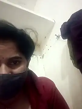 JULEE-740's cam snapshot