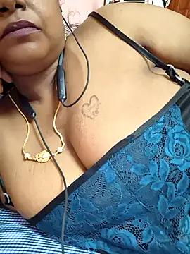 bakyasree143's cam snapshot