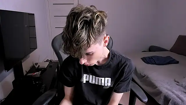 James_Mills live sex cam