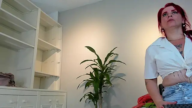 HannaBrave live sex cam