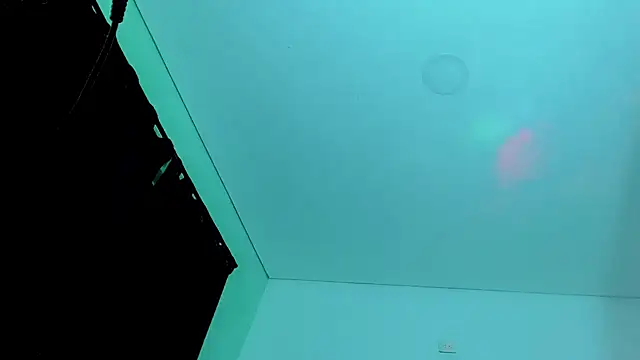 Liamscott_'s cam snapshot