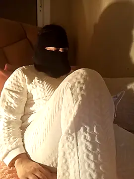 LONA-_-'s cam snapshot