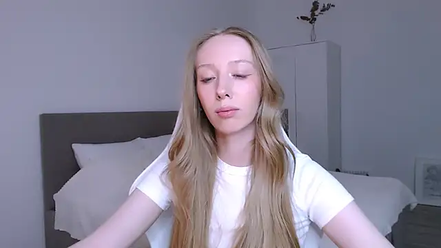 Luna_insniity live sex cam
