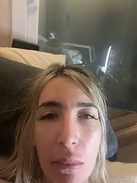 BarbieBlondieGirl live sex cam