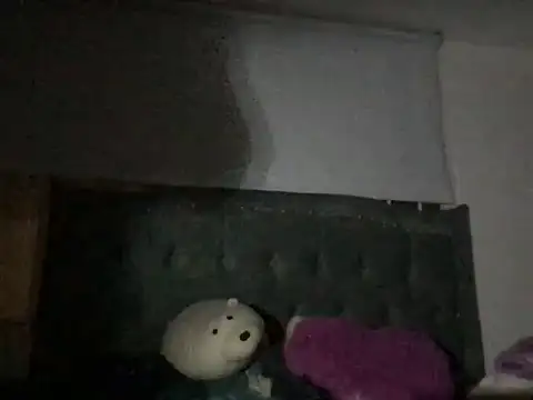 emily_and_tomy's cam snapshot