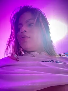 Yaqui_elle's cam snapshot