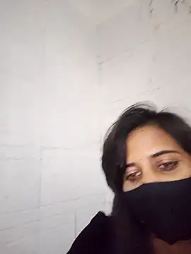 cute_radhikaa's cam snapshot