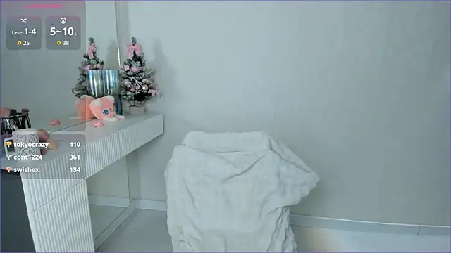 aizury_chi's cam snapshot