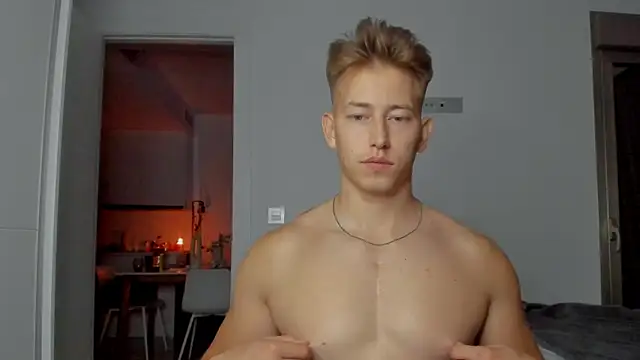 find0m_master's cam snapshot