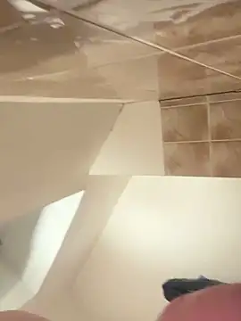 QuestedTreaty's cam snapshot