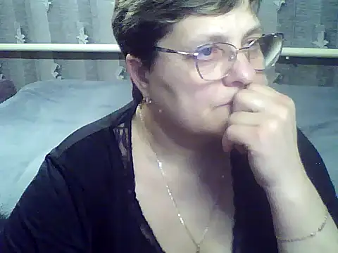 ElzaJewel's cam snapshot