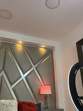 AlesiaCooper live sex cam