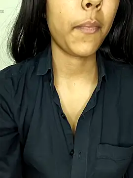 reetika6375's cam snapshot