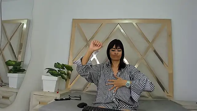 Selenaasm's cam snapshot