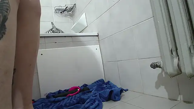 Honey2Bad live sex cam