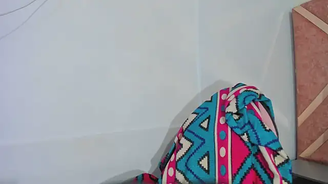 Amy_Kobold3's cam snapshot