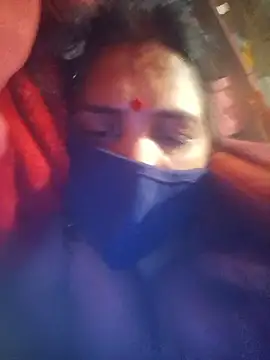 Your-shreya143's cam snapshot