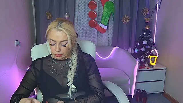 KatrinaCharm live sex cam