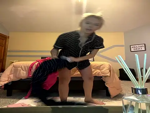 Terribletabby's cam snapshot